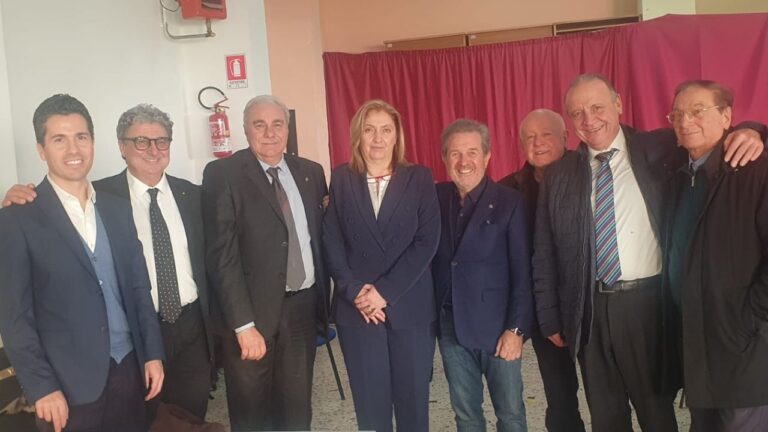 Prevenzione cardiologica: i Rotary Club di Nicotera e Polistena impegnati nel promuovere stili di vita sostenibili anche nelle scuole