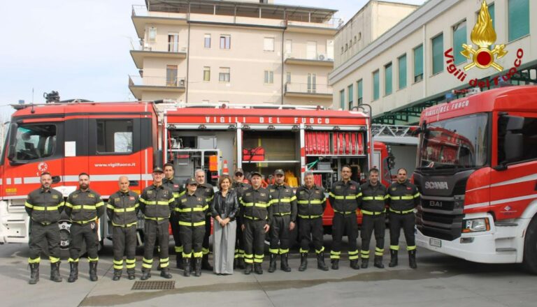 Vibo, visita istituzionale del prefetto Colosimo al Comando dei vigili del fuoco