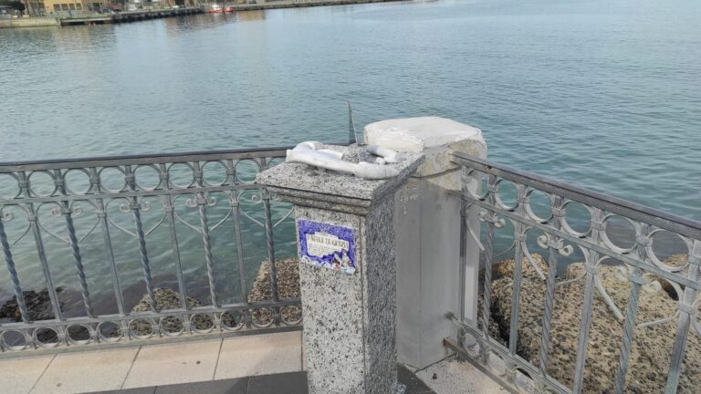 Vibo Marina, in un anno il monumento al comandante De Grazia danneggiato due volte: ottuso vandalismo o sfregio mafioso?