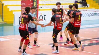 Volley, la Tonno Callipo sfiora il colpaccio contro Letojanni ma cede al tie-break dopo una battaglia emozionante