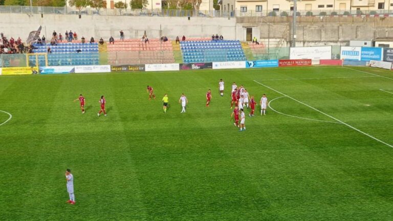 Serie D, la Vibonese rallenta nel match interno contro l’Acireale: al Luigi Razza finisce 1-1