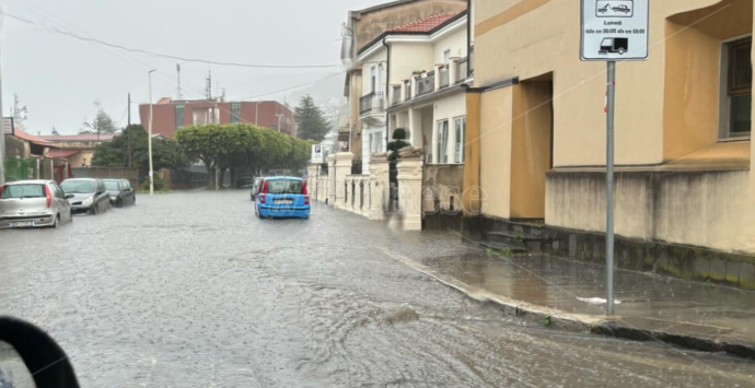 Maltempo, a Vibo Marina caduti 63 mm d’acqua. Previsto un miglioramento anche se domani continuerà a piovere