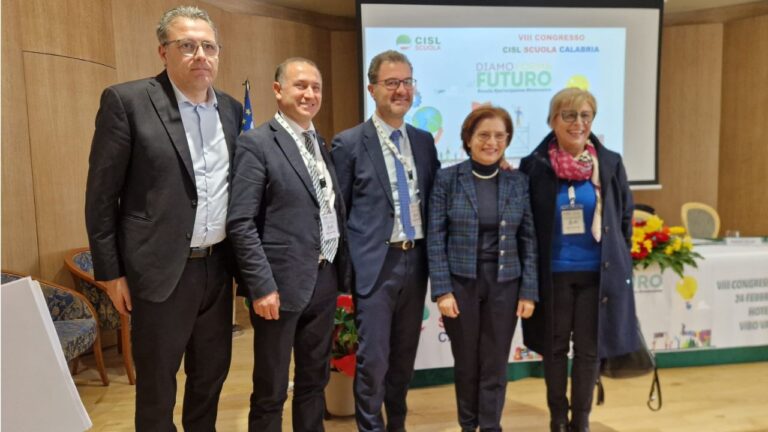 Cisl Scuola Calabria: Raffaele Vitale eletto segretario generale durante i lavori dell’ottavo Congresso regionale tenutosi a Vibo