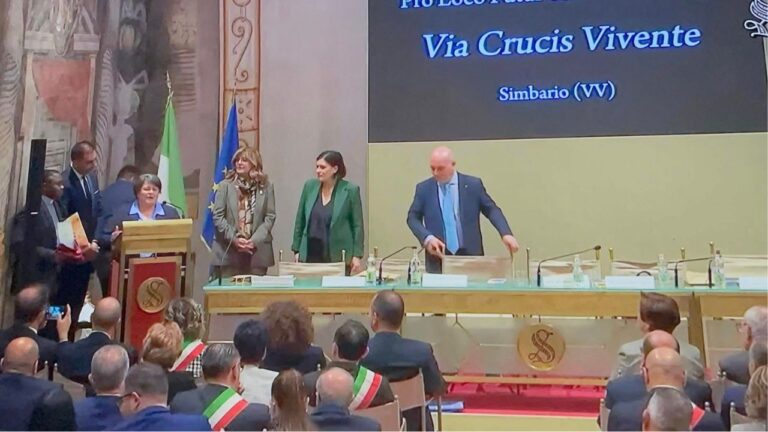 La Via Crucis vivente di Simbario riconosciuta come “evento d’Italia”. La Pro Loco: «Orgoglio di un’intera comunità»