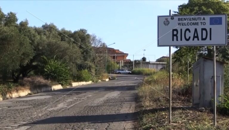 Viabilità colabrodo nel Vibonese, il Comitato Strada del mare scrive a Salvini e denuncia: «Vere e proprie mulattiere, da terzo mondo»