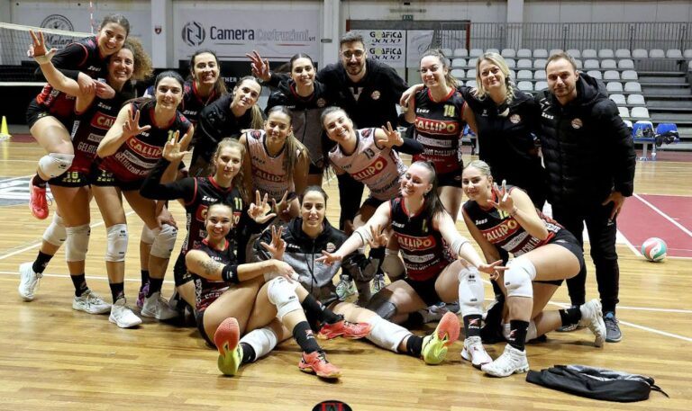 Volley, la Tonno Callipo trionfa a Reggio e consolida la vetta della classifica