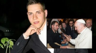 «La benedizione di papa Francesco alla foto di mio figlio ucciso nella faida delle Preserre»: il ricordo commosso di Martino Ceravolo