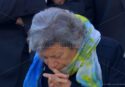 Anche la “signora dei fiori gialli” di Monterosso in Piazza San Pietro ai funerali di Francesco