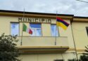 Memoria viva, Zungri ricorda il genocidio del popolo armeno: la bandiera esposta dal palazzo municipale