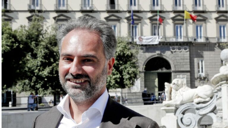 Il magistrato Catello Maresca che arrestò il boss dei Casalesi Michele Zagaria presenta il suo libro a San Nicola da Crissa