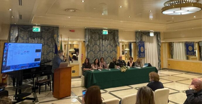 Emergenza randagismo, la proposta: «Serve un tavolo permanente tra Asp, Comuni e associazioni»