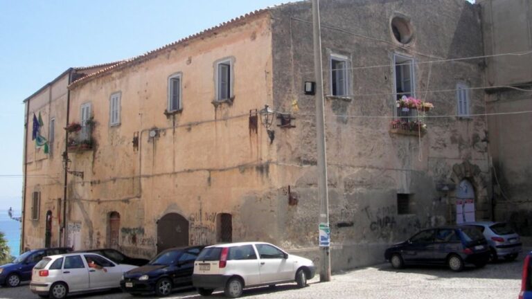Al liceo scientifico di Tropea l’inaugurazione del Festival di diritto e letteratura “Città di Palmi”