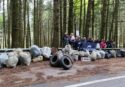 Serra San Bruno, i volontari di Plastic free rimuovono 2 tonnellate di spazzatura: «Ora la nostra montagna respira»
